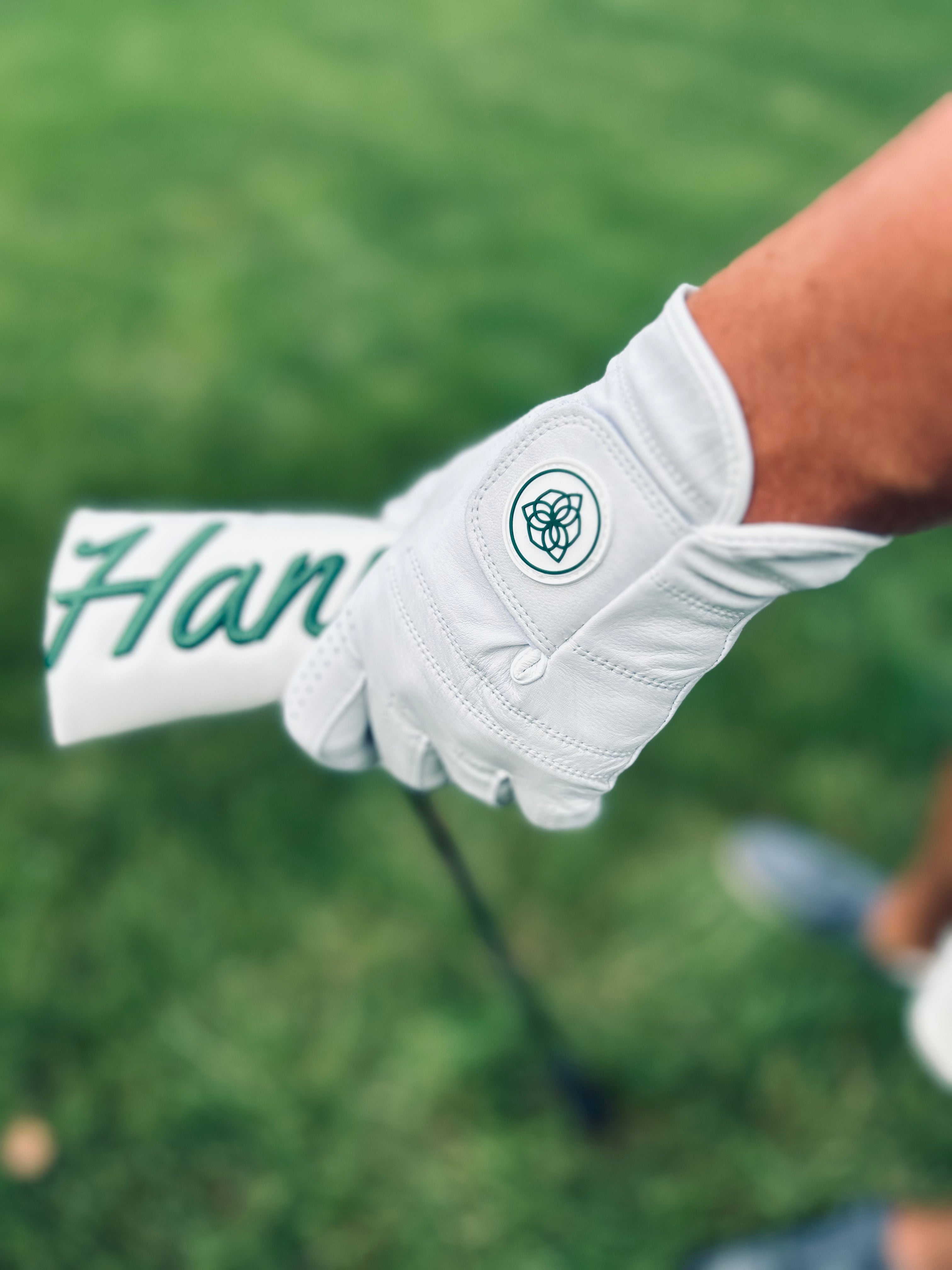 Clean Tiger Golf Glove